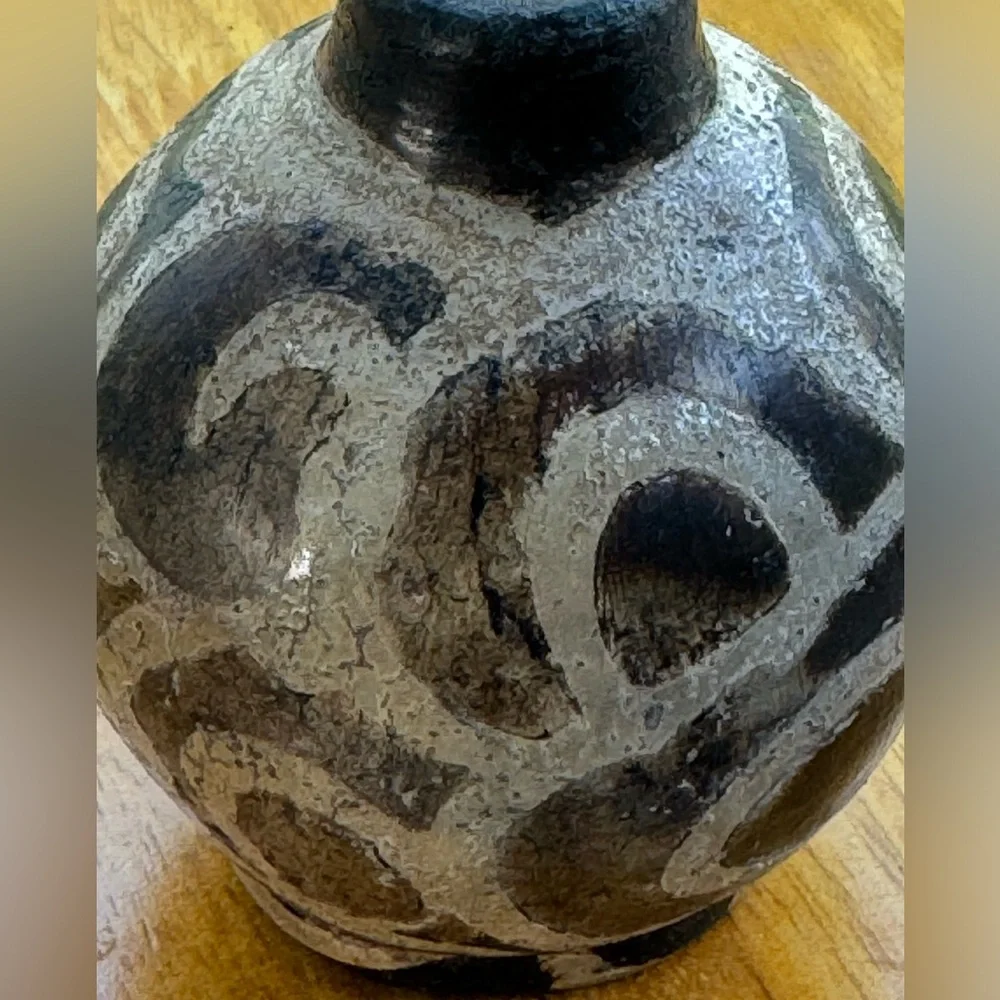Unique Pottery Jar/Vase - Picture 6 of 12